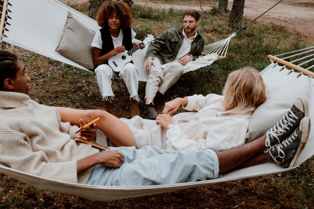 The Aries-A Stargazing, Luxury Glamping Tent Rogersville Exteriör bild